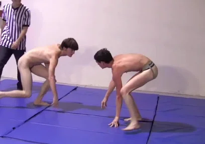 Strip Wrestling - Chapter 8