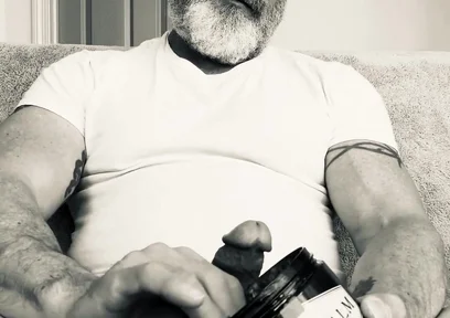 Hot B&w Bate