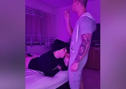 Gay Couple Smoke And Bare Fuck Session