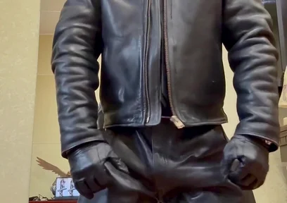 Leather Cop Kinkysirius in Full Leather Staged a Leather Striptease