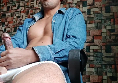 Amateur Male Masturbation Explosive Ending