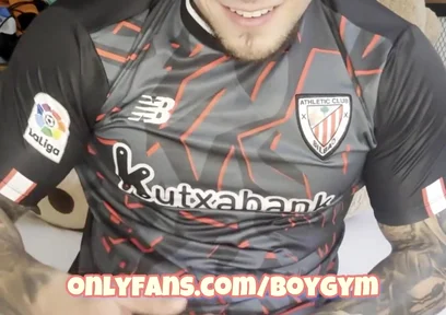 Football Player No Hands Cum