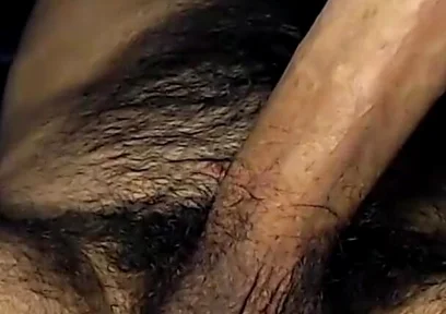 Masturbating Hard for 4 Minutes and Getting a Lot of Milk!