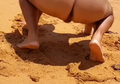 Ladysilva Hot Ass on the Beach