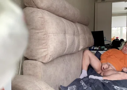 Young Guy Limara19981 Masturbates and Enjoys Orgasm