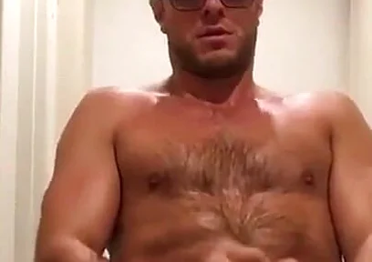 Having a Sweaty Oiled up Solo Session in the Hallway.