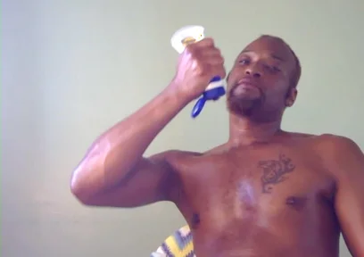 Kennie Jai Gets Ready for the Beach