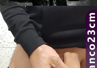 Peeing and Clapping with a Stick