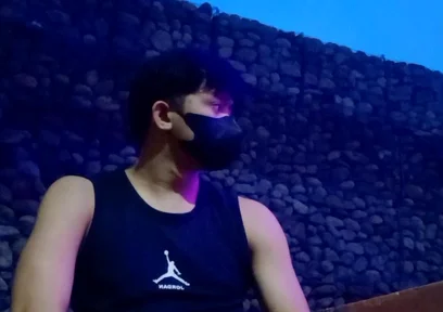 Asian Twink Outdoor Session with Cumshot