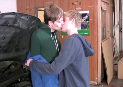 Manson Licks Up His Mess