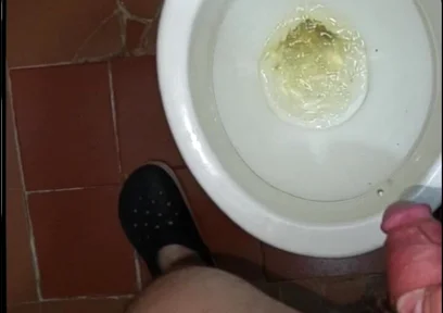 Compilation of Horny Twinks Peeing and Masturbating